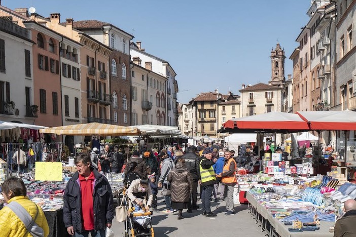 Savigliano inaugura una primavera di tradizione, arte e beneficenza