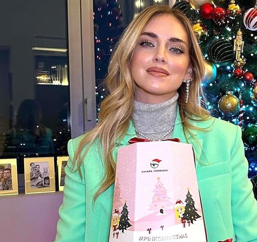 Ferragni col pandoro al centro dello scandalo