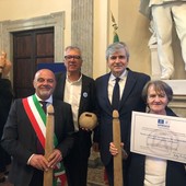 Alla cerimonia hanno partecipato il sindaco Ivano Airaldi, Giancarlo Tavella, presidente dell’associazione Birilli e la signora Graziella Bella, in rappresentanza delle giocatrici