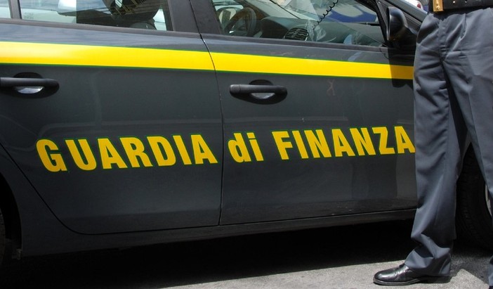 Lavoro &quot;in nero&quot;, dalla Guardia di Finanza sanzioni per dodici datori di lavoro con manodopera irregolare