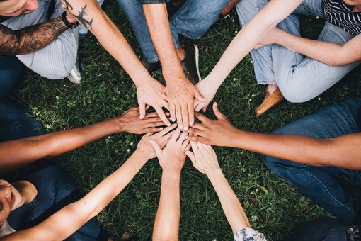 “OIKOS. Città, casa comune”: Bra stringe un patto di comunità per l'educazione giovanile