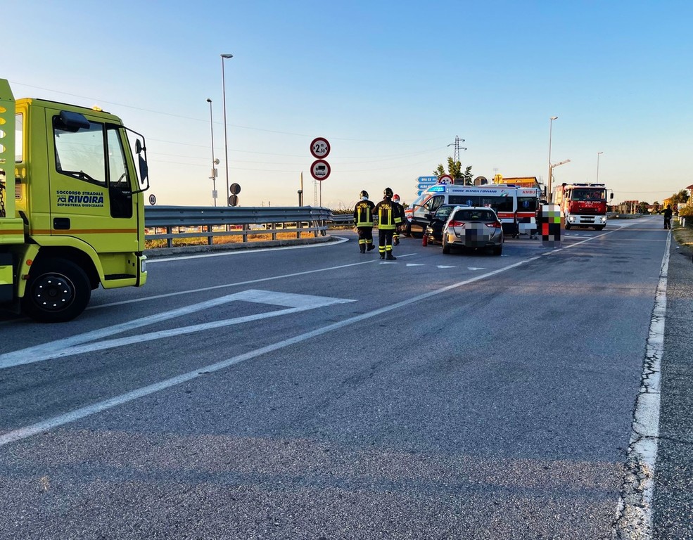 Scontro Frontale Sulla Ss In Localit San Sebastiano Di Fossano Intervengono Due Ambulanze