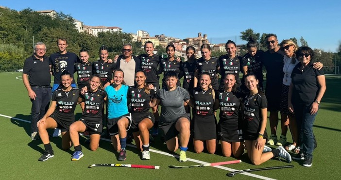 Hockey femminile: Lorenzoni Bra avanti in Coppa Italia