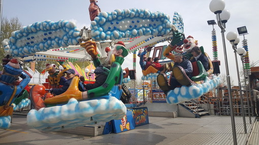 A Bra arriva il luna park: divieto di sosta in piazza Spreitenbach