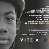 Vite a colori: i vent’anni di attività dell’associazione Sportabili in mostra alla biblioteca civica di Alba