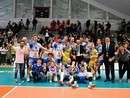 La gioia di giocatori e staff del Volley Savigliano dopo la vittoria di Acqui Terme