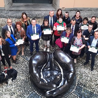 Il bar per tutti: 23 locali in Granda “parlano” alle persone con disabilità con i menù per immagini [VIDEO]