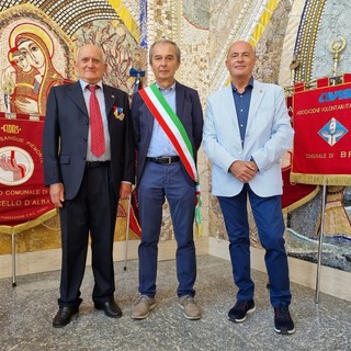I presidenti di Avis e Fidas, Tommaso Allocco e Armando Verrua, con il sindaco di Bra, Gianni Fogliato