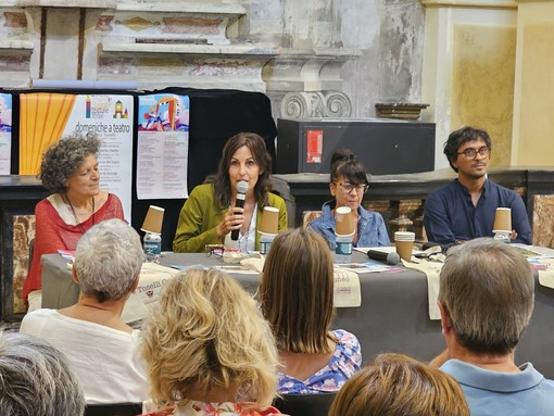 Teatro Toselli, la nuova stagione riparte da Eduardo De Filippo in continuità con la precedente e propone importanti fuori programma [VIDEO]