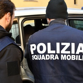 Furti in abitazione a Cuneo: due arresti e refurtiva recuperata in un Compro Oro