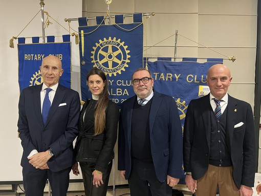 Gianni Bertolusso, Gaia Frunzio (Presidente del Rotary Club Alba), Vladimiro Bertinetti