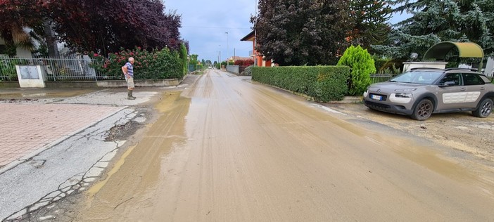 Strada Osteria: scene post temporali che non si dovrebbero più vedere. A breve sarà costruito lo scolmatore