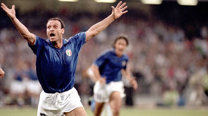 Il mondo del calcio in ansia per Totò Schillaci, l'eroe delle Notti Magiche