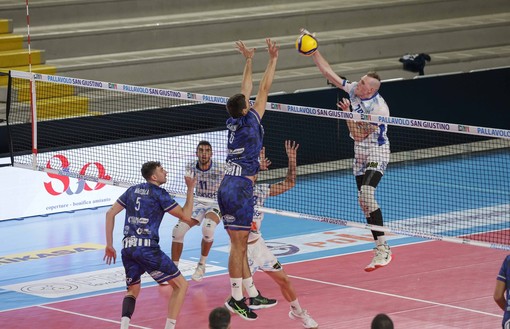 Volley maschile A3. Savigliano, non basta un set in Umbria: a San Giustino finisce 1-3