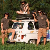 Tre amici di Saluzzo, una Renault 4 del '90 e un viaggio con destinazione Dakar