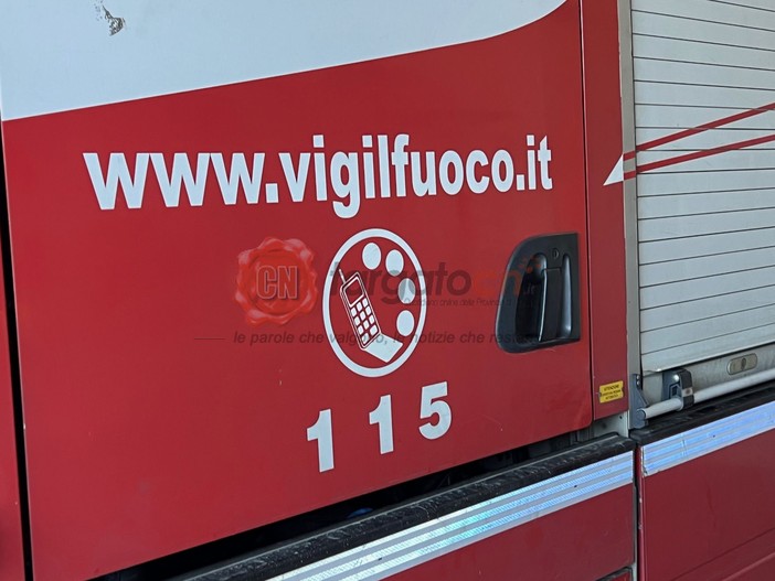 Dogliani, domato principio d'incendio al tetto di un'abitazione privata